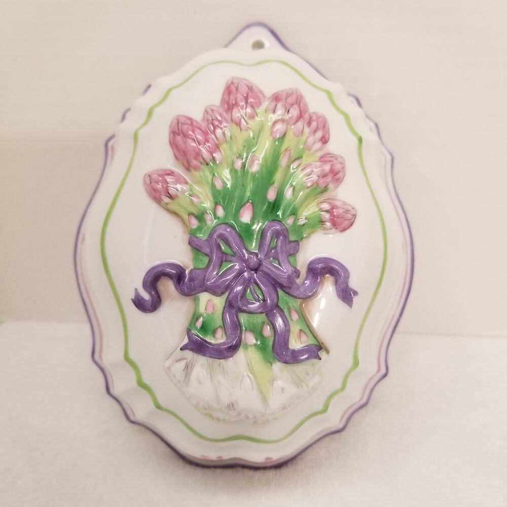 Vintage LE CORDON BLEU asparagus